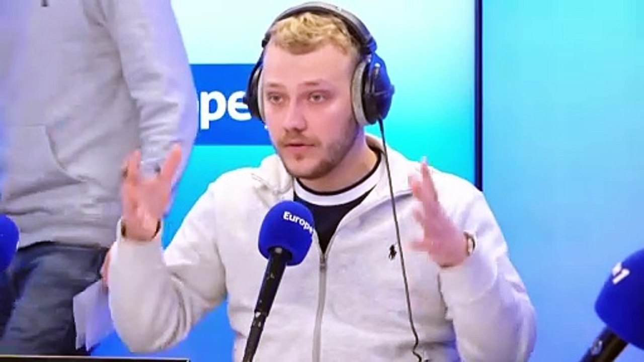 Projet de loi Immigration, Raquel Garrido sanctionnée et le voyage d'Anne Hidalgo : le zapping vidéo de Dimitri Vernet