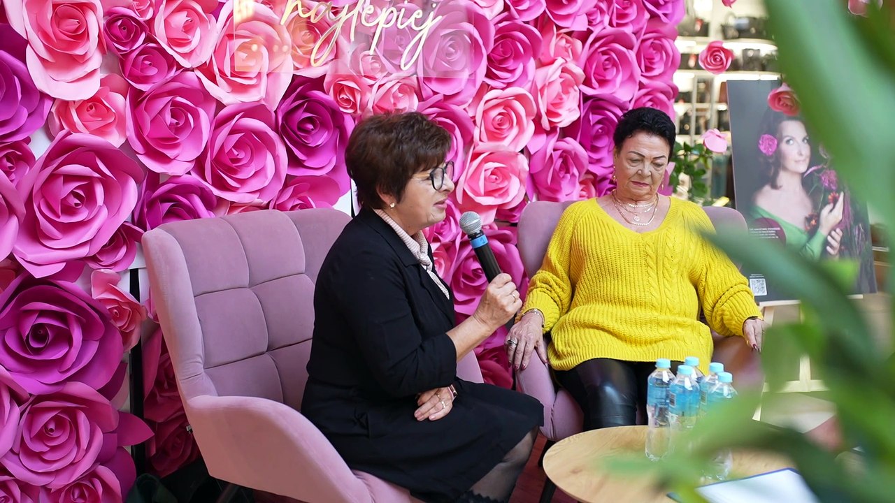 "Siła kobieTY" - wystawa w CH Jantar w Słupsku. Portrety kobiet, które pokonały raka