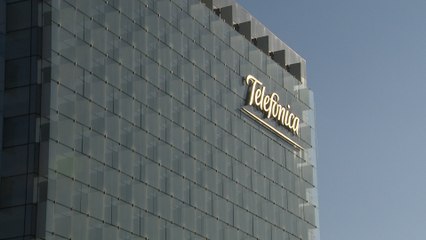Telefónica lanza una OPA por el 28,19% del capital que no controla de su filial alemana