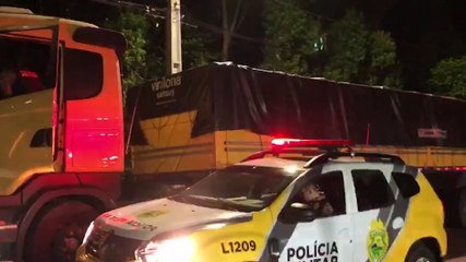 PM apreende carreta com cerca de 2,3 toneladas de maconha