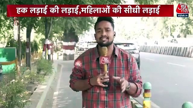 Anganbadi workers protest in Patna, police lathicharge