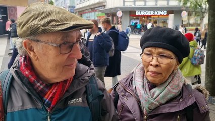 Shoppers react as M&S on Birmingham High Street closes