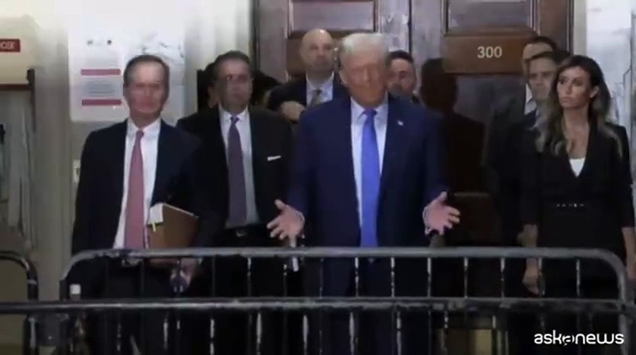 Trump in tribunale a New York: "Questo ? un processo ingiusto"