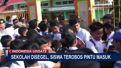 Ricuh Saling Dorong, Siswa SMPN 2 dan SDN 20 Batusangkar Paksa Masuk Sekolah yang Sedang Disegel!