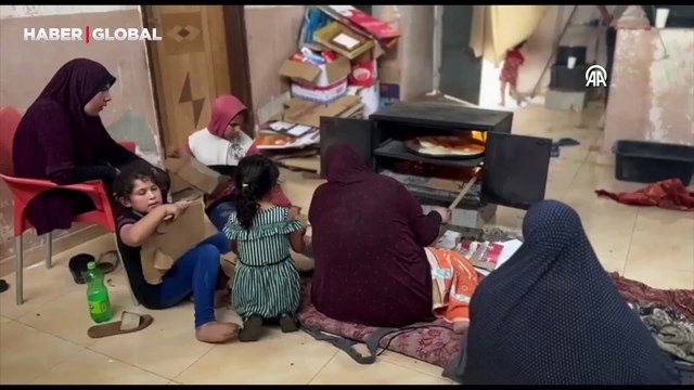 İsrail'in saldırıları gölgesinde, Gazze'de günlük yaşam zorluklarla sürüyor