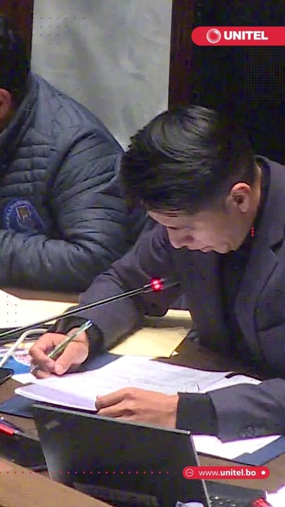 La madrugada del martes 7 de noviembre el pleno de la Cámara de Senadores eligió a su directiva para la legislatura 2023 - 2024 en medio de un cruce de acusaciones.