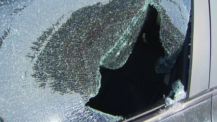 충남 홍성역 임시주차장서 차 20대 유리창 파손 / YTN