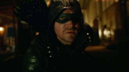 Another Major 'Arrow' Actor Exiting Ahead of Season 7