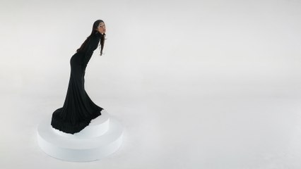 Daniela Spalla - Las Escaleras (Lyric Video)