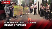 Desak LPEI Dibubarkan, Mahasiswa Bakar Ban di Depan Kantor Kemenkeu