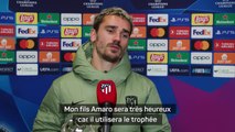 Gr. E - Le trophée d'homme du match de Griezmann utilisé comme poteau par son fils !