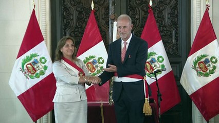 Perú nombra nuevo canciller tras polémica por frustrada reunión entre Boluarte y Biden