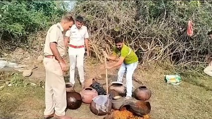 शराब तस्करी के ​खिलाफ पुलिस की कार्रवाई