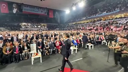 Kılıçdaroğlu: İmamoğlu'na yakın bir hesaptan atılan tweet çok ağrıma gitti, Özel'in elini havaya kaldırmaktan vazgeçtim
