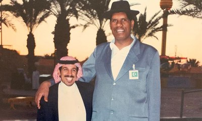 وفاة "العملاق الباكستاني" أطول رجل في العالم