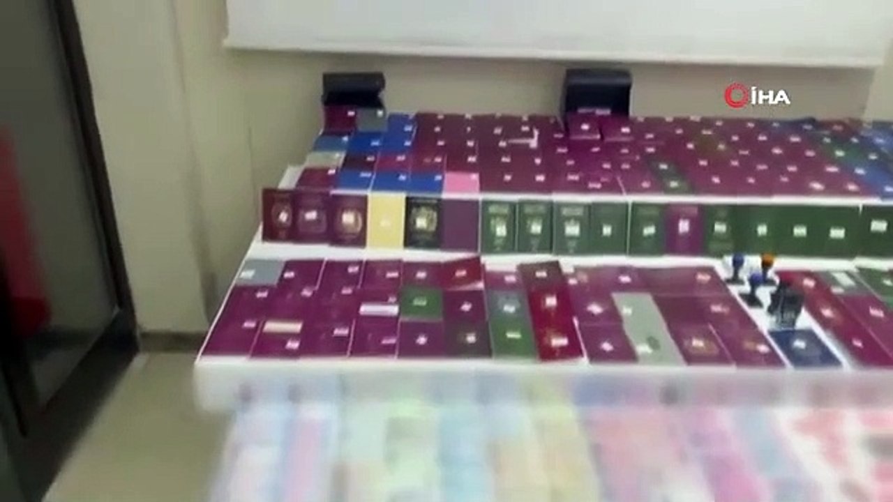 Opération de faux passeports à Istanbul : 330 faux passeports saisis