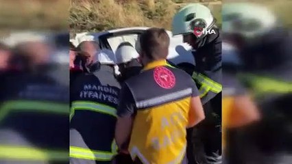 Mardin'de takla atan otomobil şarampole yuvarlandı: 4 yaralı