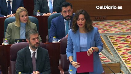 Ayuso condena los "actos vandálicos" ante la sede del PSOE