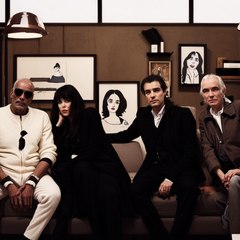 Rencontre amoureuse : Pascal Obispo, un cœur solitaire avant de croiser le chemin de Sonia Mabrouk et d'Isabelle Adjani