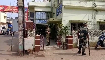 রেশন দুর্নীতিতে ফের হানা আয়কর বিভাগের, এবার কোন নেতার বাড়ি হাজির তদন্তকারীরা?  | Oneindia Bengali