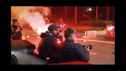 WARNING: A violent protest with protesters beating police Madrid | Spain