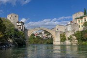 Yıkılışının üzerinden 30 yıl geçti: Mostar Köprüsü medeniyetleri birleştiriyor