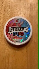 Ice breakers fruit + COOl strawberry