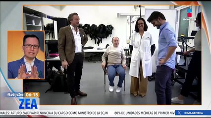 Hombre con Parkinson vuelve a caminar gracias a un implante