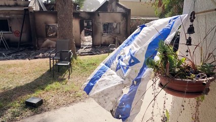 Alento em meio à guerra: maior gráfica de Israel retoma os trabalhos em kibutz arrasado