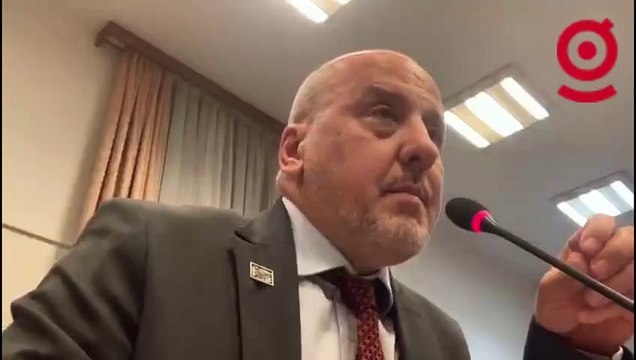 TİP'li Ahmet Şık'tan İçişleri Bakanı'na soru: 'Dilan-Engin Polat çiftinin bazı siyasetçilerin de kara parasını akladığı iddiaları doğru mu?'