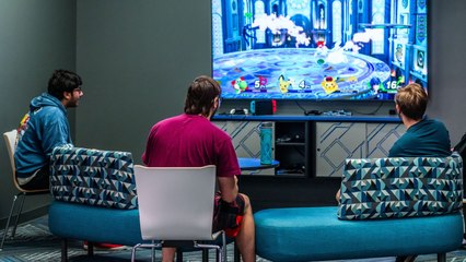 Maxwell Minute: More Attention for College Esports Awards