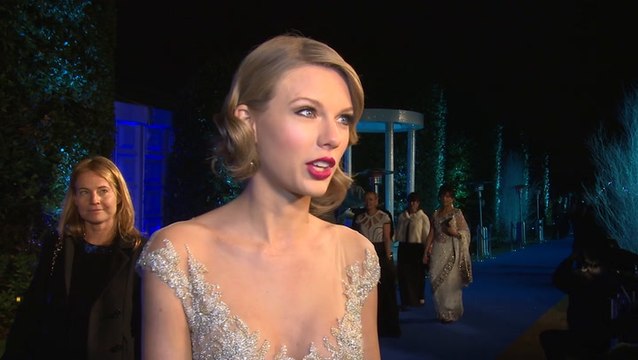 After Announcing '1989 - Taylor's Version,' Taylor Swift Walked Out Of The Eras Tour Sipping A Glass Of Wine While Waving To Fans, And It's A Mood