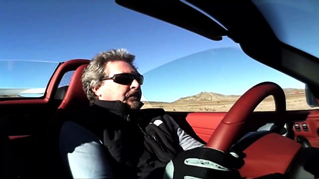 Comparison: 2010 Tesla Roadster Sport vs. 2011 Porsche Boxster Spyder