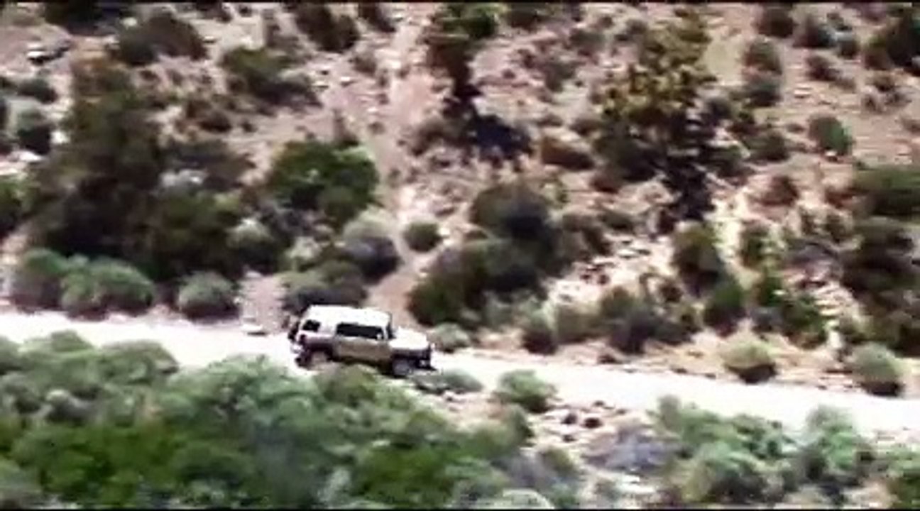 2008 Toyota FJ Cruiser - 4x4 Torture Test Comparison