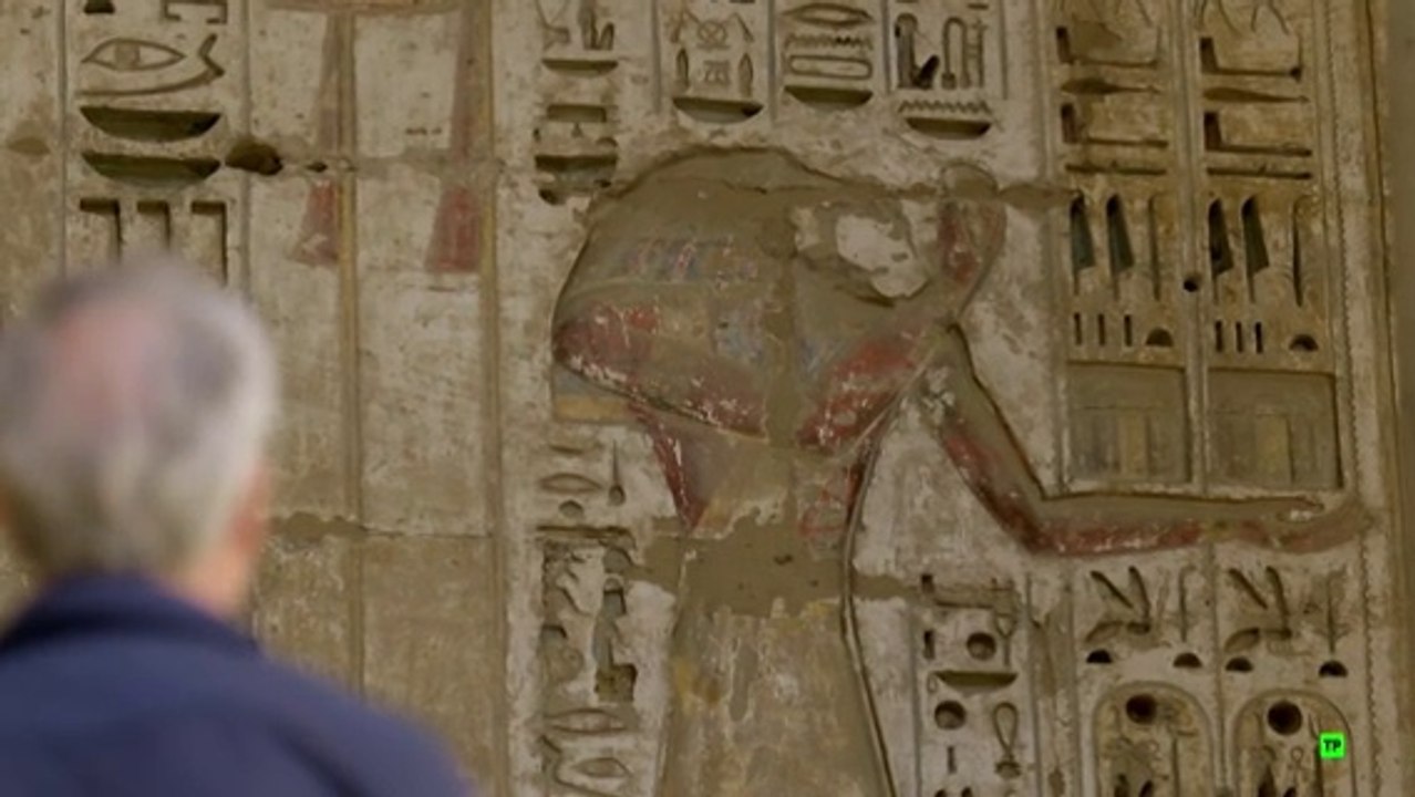 Historia de la Escritura: El Primer Alfabeto y su Impacto en la Humanidad