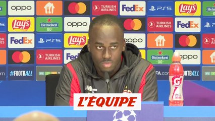 Teze : «L'arbitre a distribué beaucoup de cartons» - Foot - C1 - Eindhoven