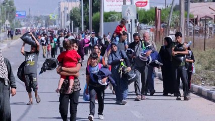 سكان شمال غزة ينزحون إلى الجنوب في رحلة محفوفة بالمخاطر