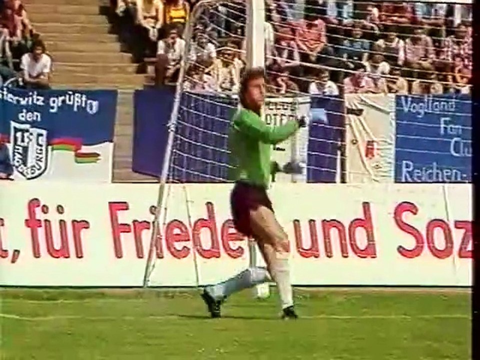 1. FC Magdeburg v FC Karl-Marx-Stadt 4 Juni 1983 FDGB-Pokal 1982/83 Finale mit interviews siegerehrung