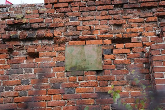 Średniowieczne mury obronne w Gniewie są w fatalnym stanie. Jest jednak światełko w tunelu