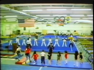 ΑΘΗΝΑ - ΝΕΑ ΥΟΡΚΗ ΤΟ ΜΕΓΑΛΟ ΚΟΛΠΟ - 1985 - VHSRip - 720x548