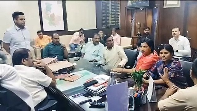 नई स्ट्रीट लाइट लग नहीं रहीं, पुरानी सही नहीं हो रही...कचरे के ढेर भी नहीं हो रहे साफ