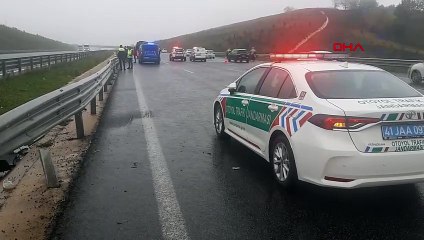 Kocaeli'de Turistleri Taşıyan Minibüs Kazası: 5 Yaralı