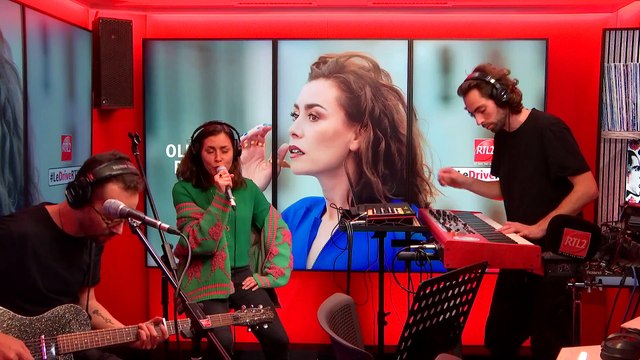 LIVE - Olivia Ruiz interprète J'traine des Pieds dans #LeDriveRTL2 (08/11/23)