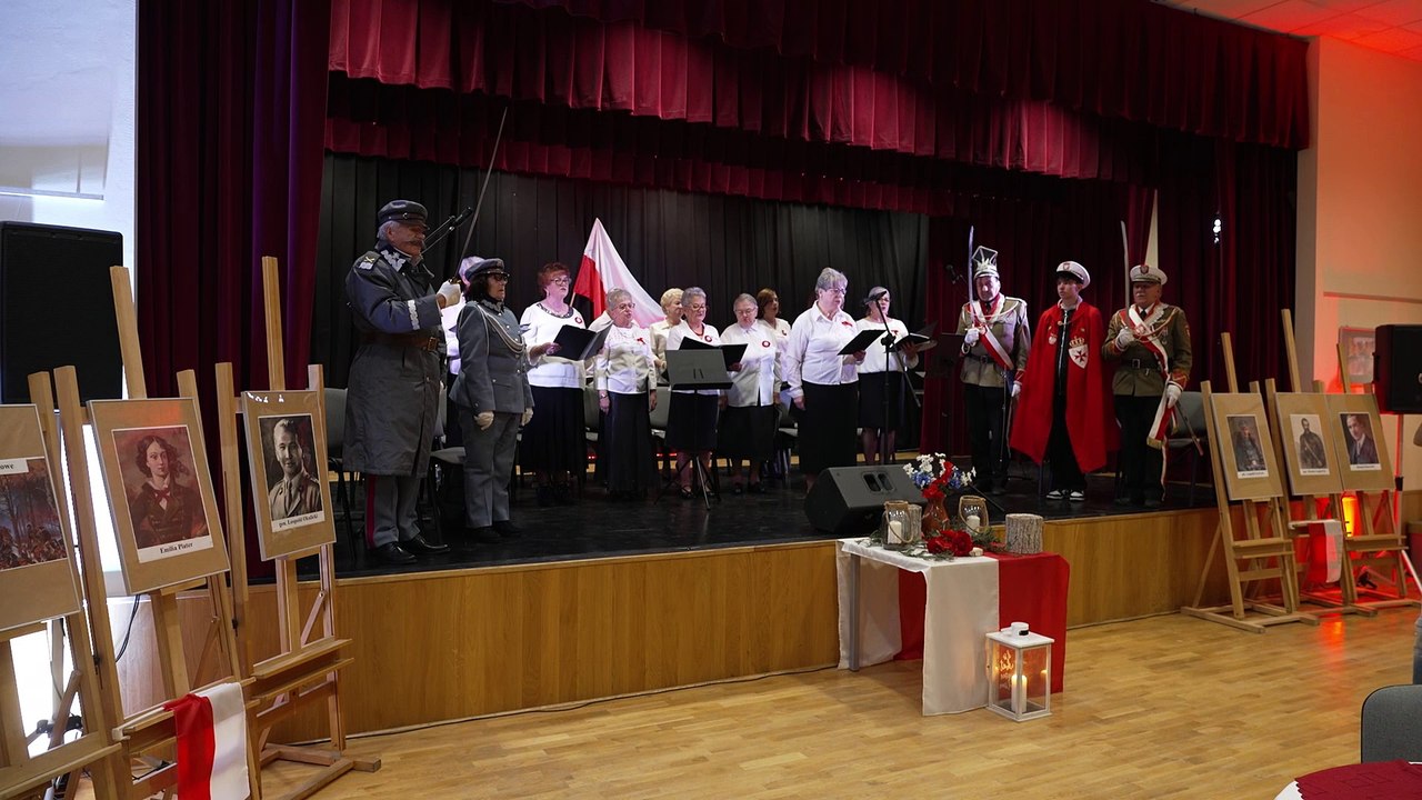 Wieczór Niepodległościowy w Rzeszowskim Domu Kultury