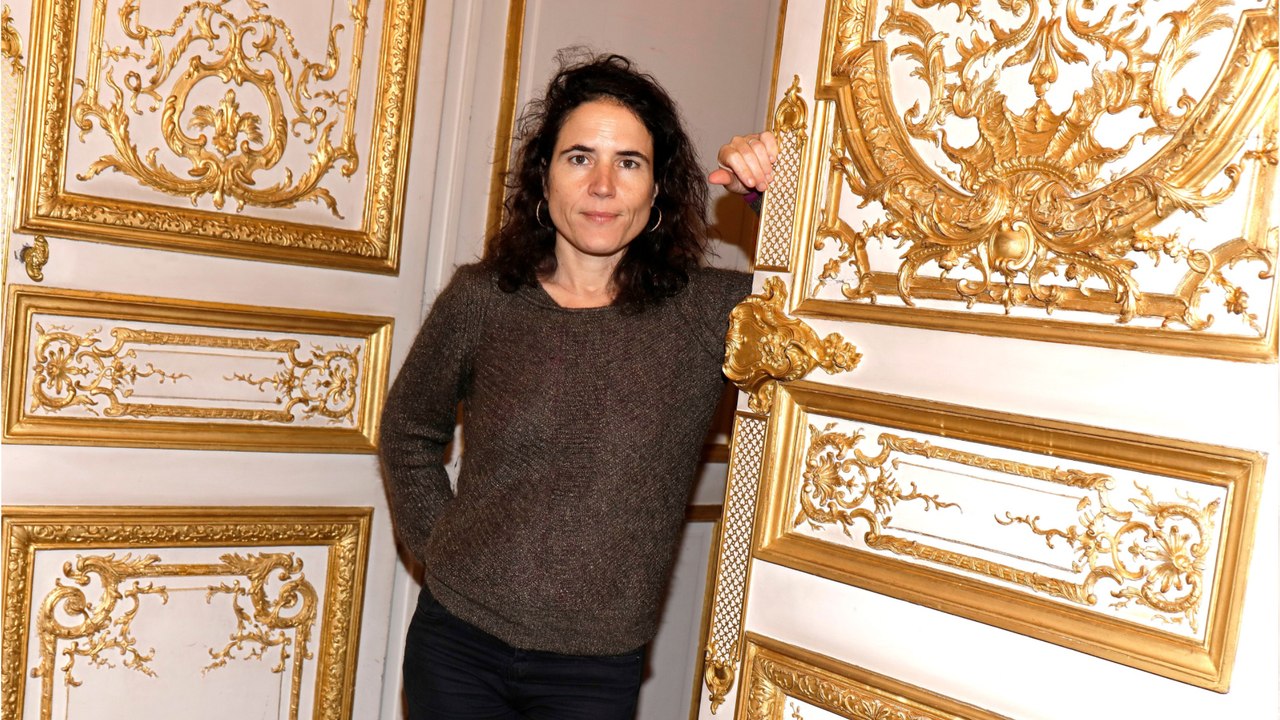 GALA VIDÉO - Mazarine Pingeot : qui est Didier Le Bret, le mari de la fille cachée de François Mitterrand ?