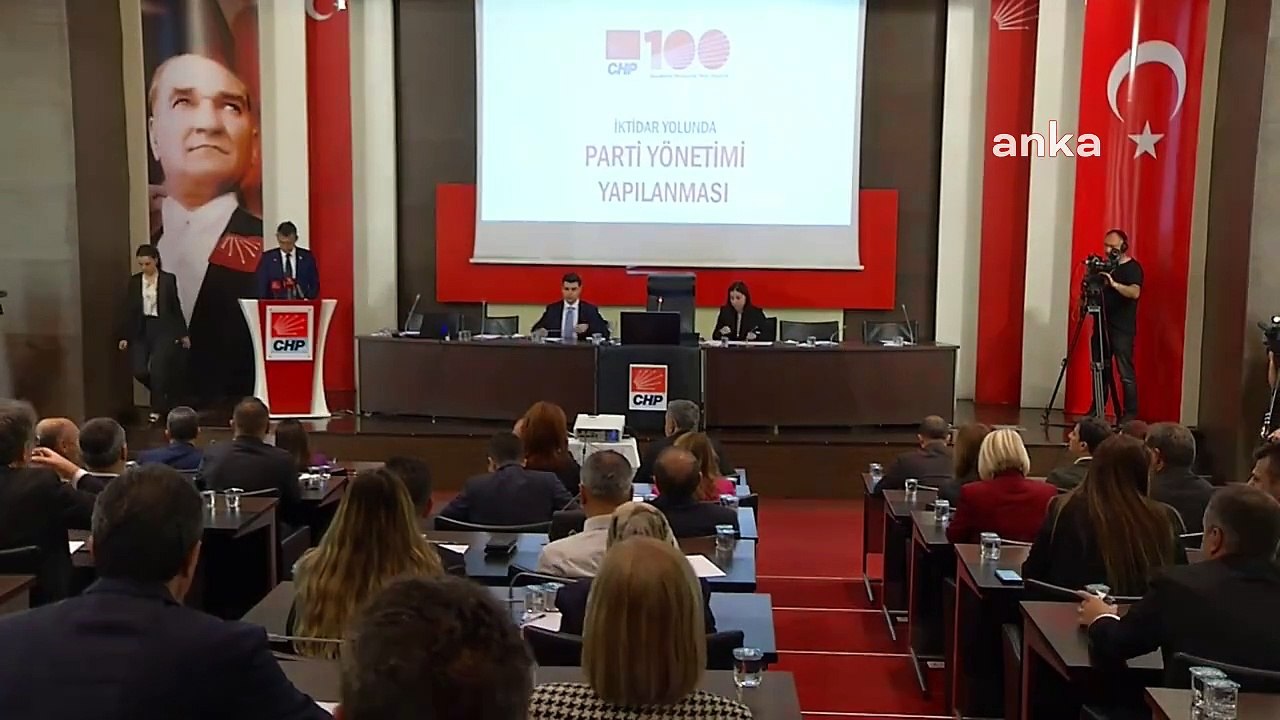 CHP Genel Başkanı Özel, Partinin Yeni Myk'sını Açıkladı: "Biz Türkiye'yi Yönetseydik, Böyle Yönetecektik. Bundan Sonra Böyle Yönetmeye Talibiz. Bize...