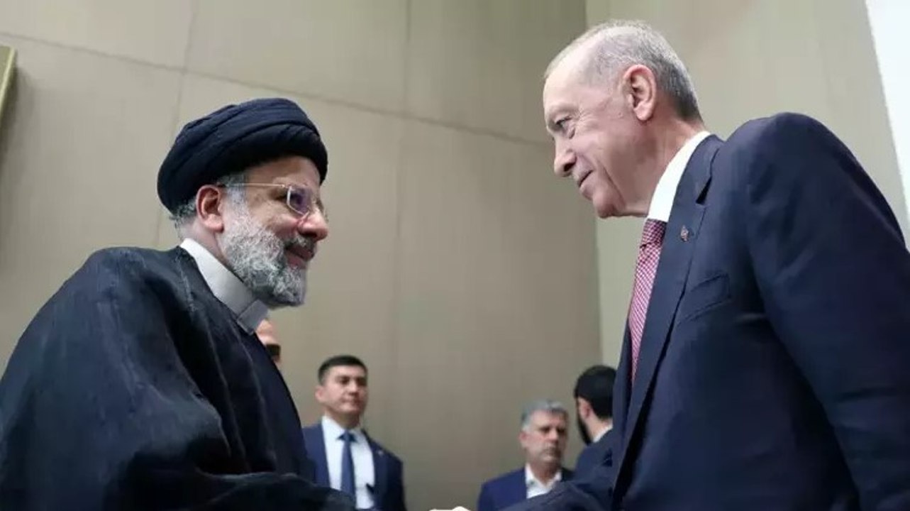 Cumhurbaşkanı Erdoğan, İran Cumhurbaşkanı Reisi ile görüştü