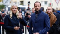 GALA VIDEO - Haakon et Mette-Marit de Norvège : première apparition depuis les révélations sur la maladie de la princesse