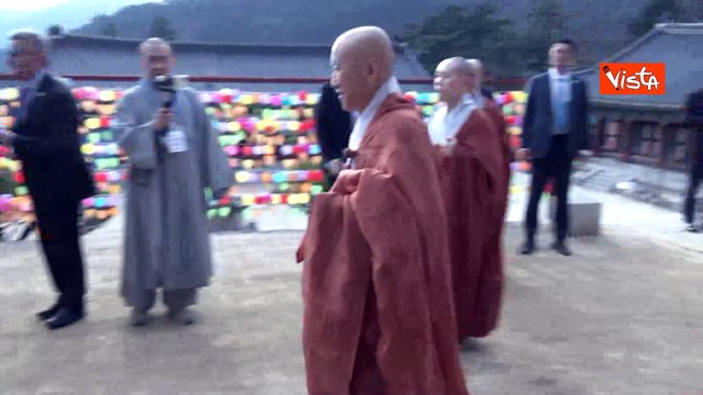Mattarella visita il Tempio Haeinsa a Daegu in Corea