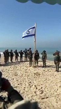 İsrail'den 'acil zafer' ilanı; kıyı boşluğuna işgal bayrağı diktiler